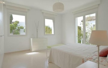 Property slide 20