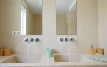 Property slide 23