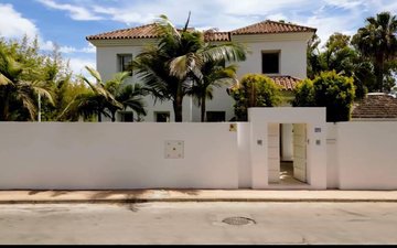 Property slide 31