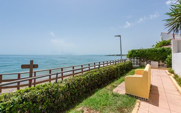 Property slide 25