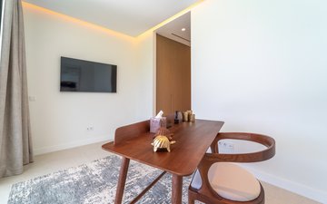 Property slide 18