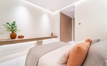 Property slide 25