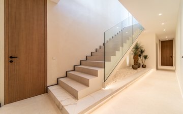 Property slide 16