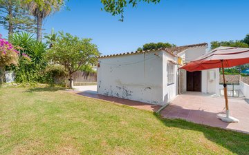 Property slide 14