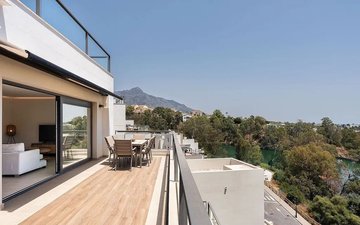 Property slide 18