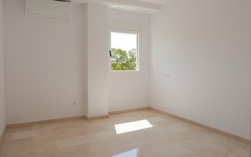 Property slide 22