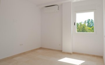 Property slide 21