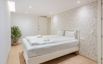 Property slide 14