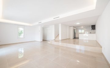 Property slide 6