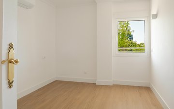 Property slide 16