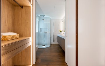 Property slide 21