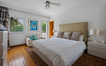 Property slide 18