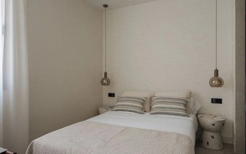 Property slide 32