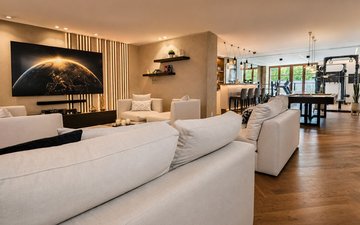 Property slide 18