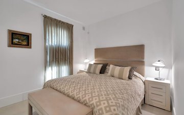 Property slide 16