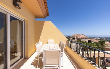 Property slide 18