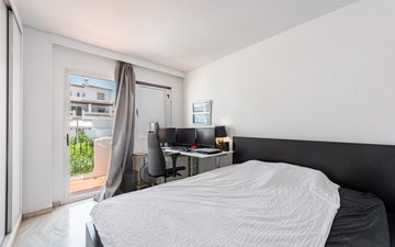Property slide 15