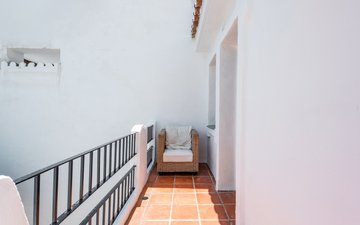 Property slide 16