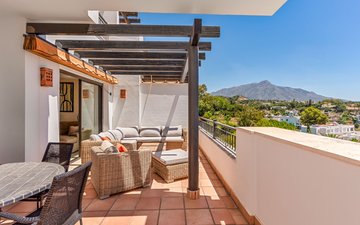 Property slide 10