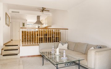 Property slide 18