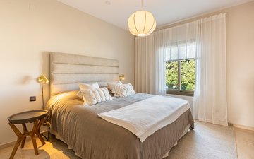 Property slide 19