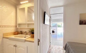 Property slide 22