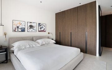 Property slide 16
