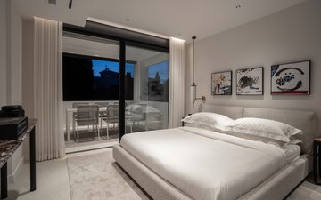 Property slide 31
