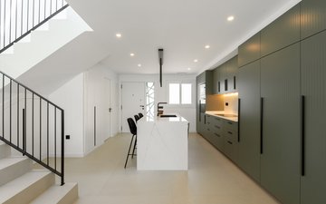 Property slide 23