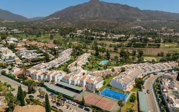 Property slide 44