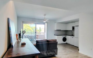 Property slide 14