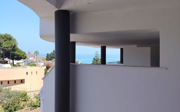 Property slide 17
