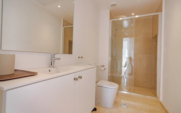 Property slide 10