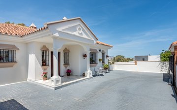 Property slide 35