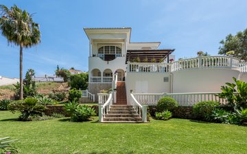 Property slide 29