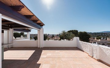 Property slide 25
