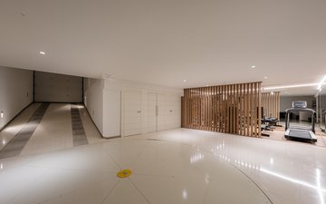 Property slide 25