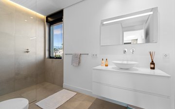 Property slide 21