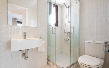 Property slide 21