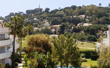 Property slide 22