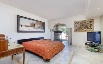 Property slide 19