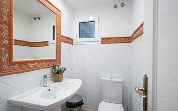 Property slide 25