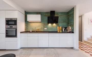 Property slide 14