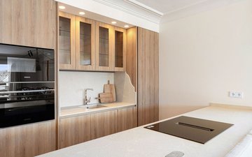 Property slide 7