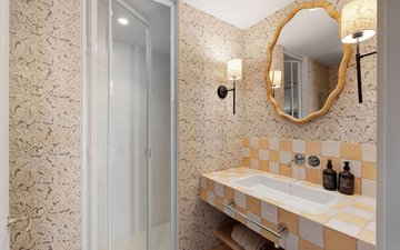 Property slide 18