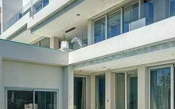 Property slide 44