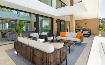 Property slide 10