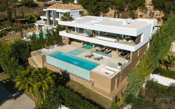 Property slide 14