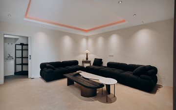 Property slide 19