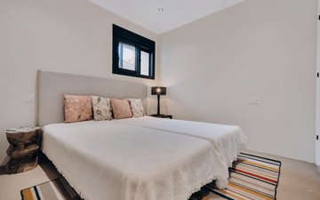 Property slide 25